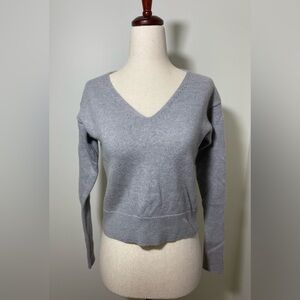 Aritzia Wilfred Gray Sweater: Women